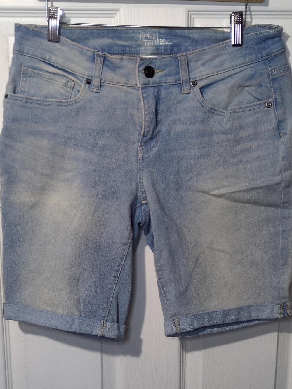Light Blue Denim Jean Bermuda Shorts Summer Classic Casual Cuffed Minimalist